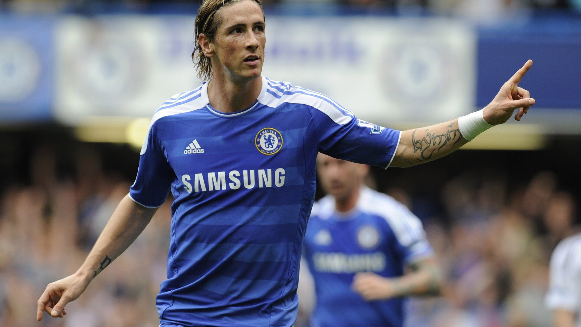 核心中场精准调度全场多次发动快攻展示极高比赛阅读能力，核心中单