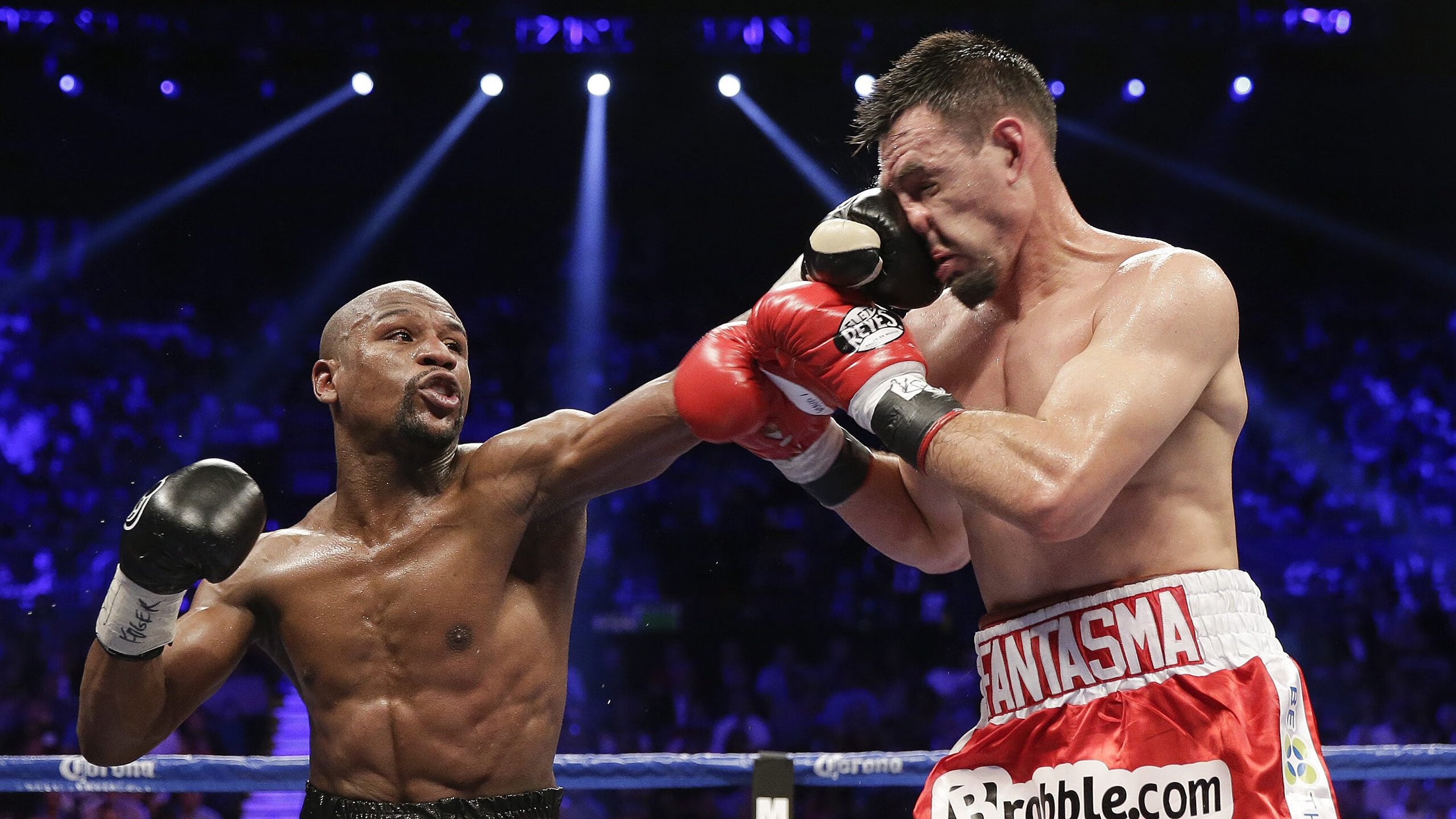 男子篮球注重低位技术培养增强内线统治力，篮球低位在哪个位置