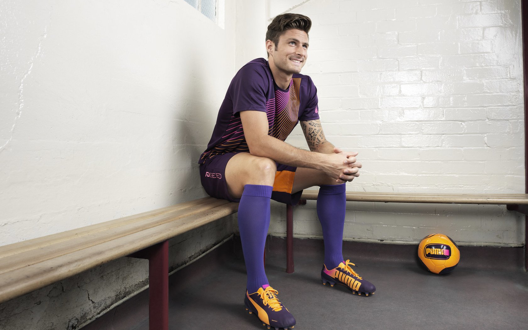 战术解析:反击效率提升成为本轮联赛取胜关键,反击技术