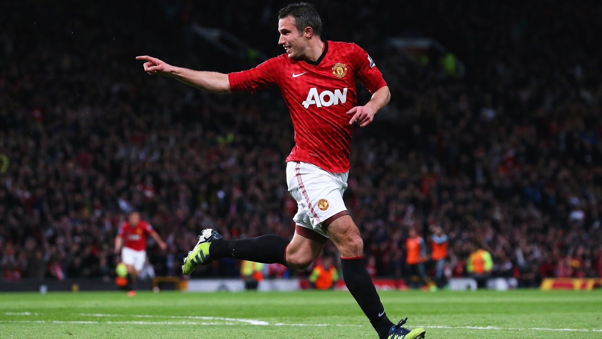 曼城进攻火力全开，欧冠赛场连战连胜，曼城晋级欧冠8强